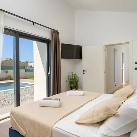The Azure Crown At Sunset Bay アパート Vlorë